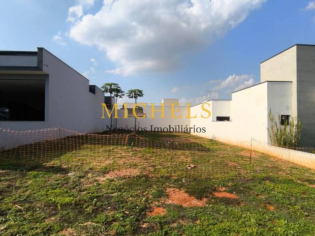 Venda em Jardim Residencial Dona Lucilla - Indaiatuba