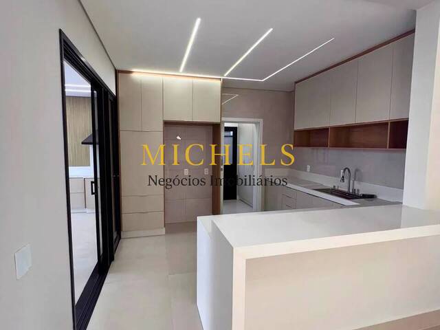 Casas de Condomínio para Venda em Indaiatuba - 4