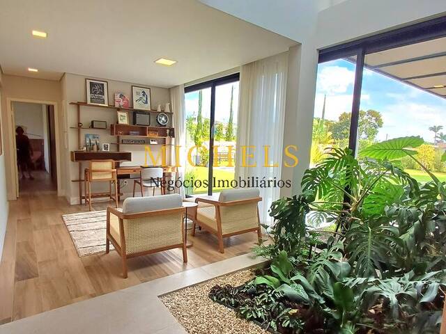 Venda em Jardim Indaiatuba Golf - Indaiatuba