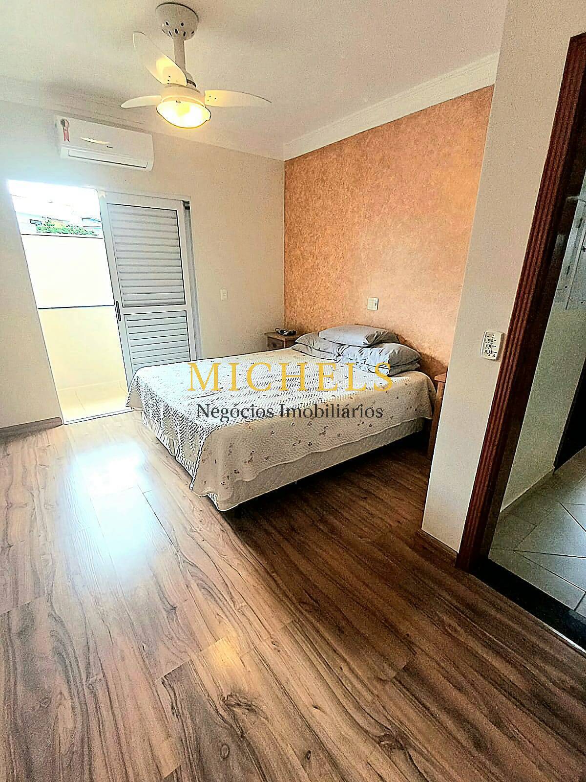 Casa, 3 quartos, 270 m² - Foto 16