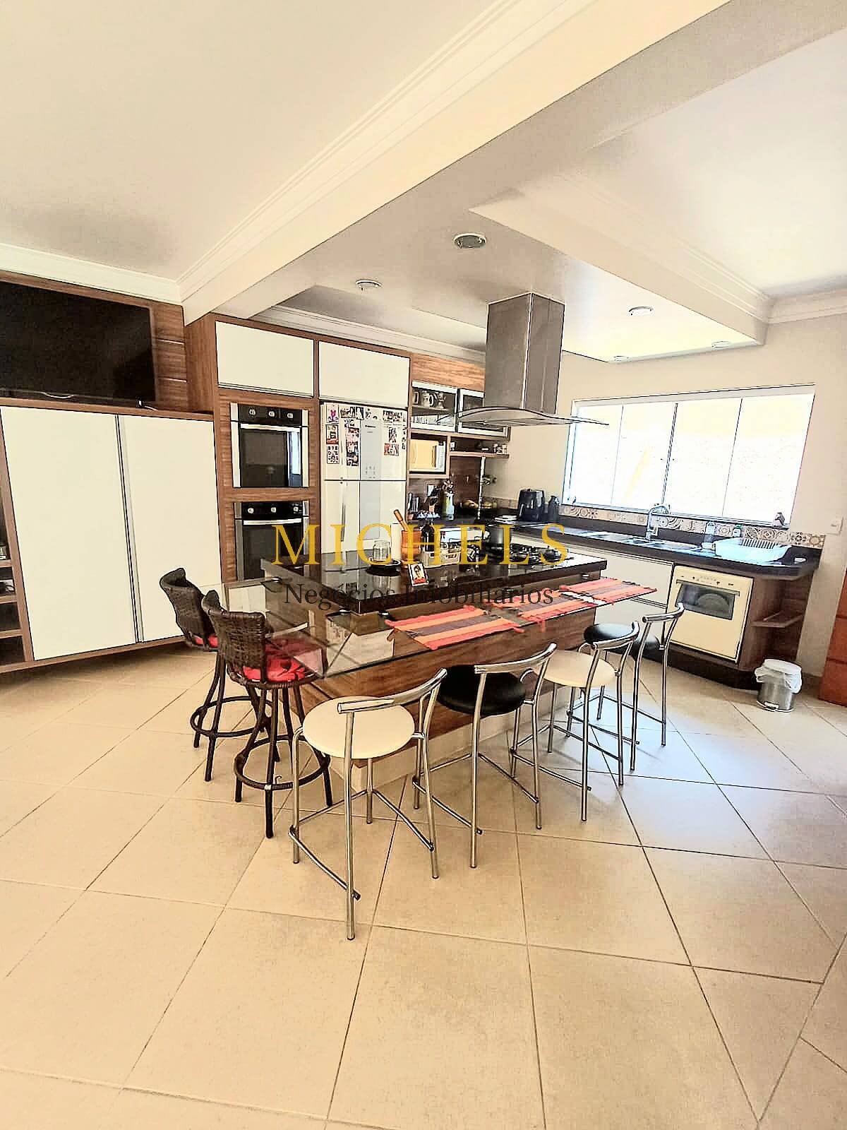 Casa, 3 quartos, 270 m² - Foto 27