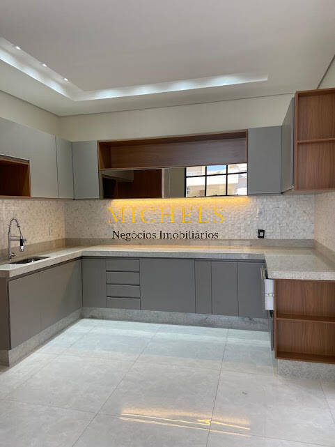 Casa, 3 quartos, 235 m² - Foto 4