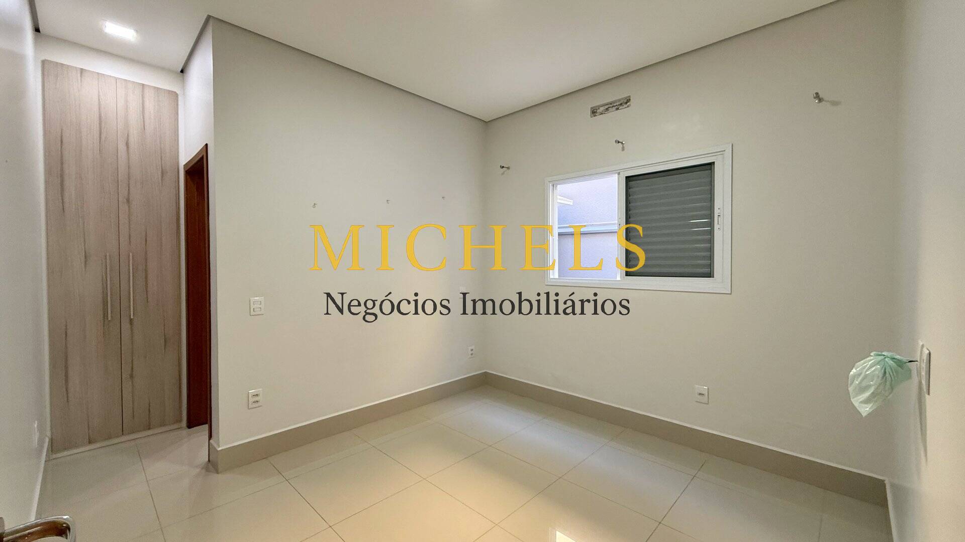 Casa, 4 quartos, 256 m² - Foto 27