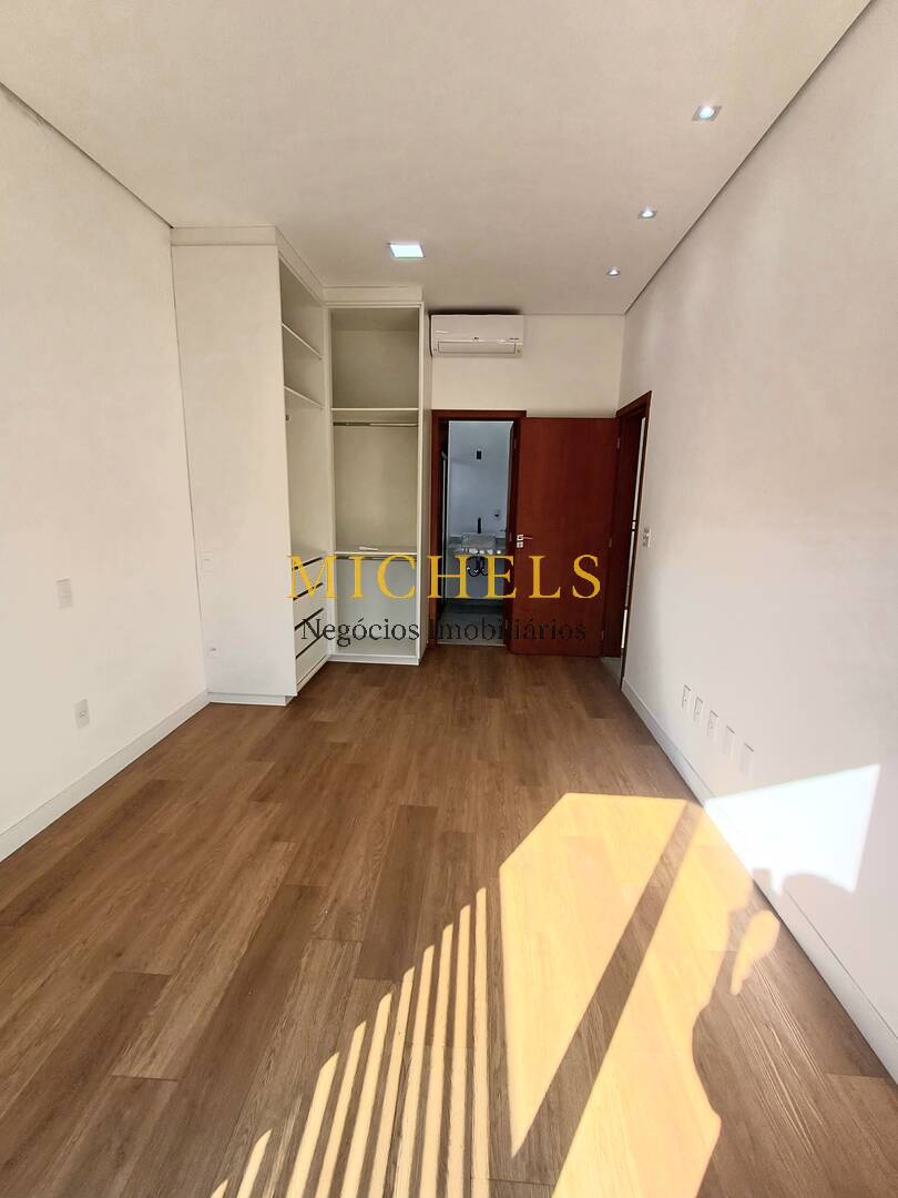 Casa, 4 quartos, 346 m² - Foto 29