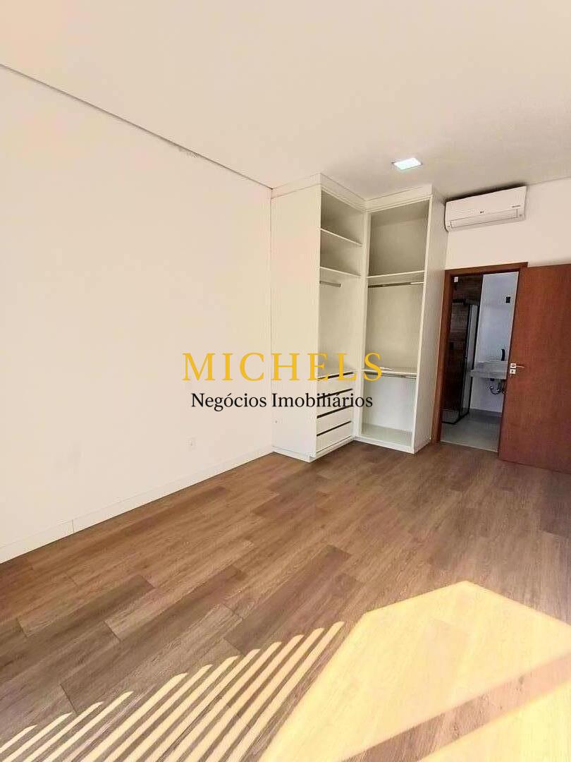 Casa, 4 quartos, 346 m² - Foto 30