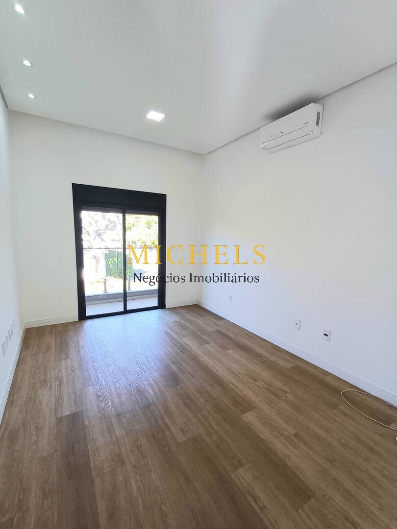 Casa, 4 quartos, 346 m² - Foto 33