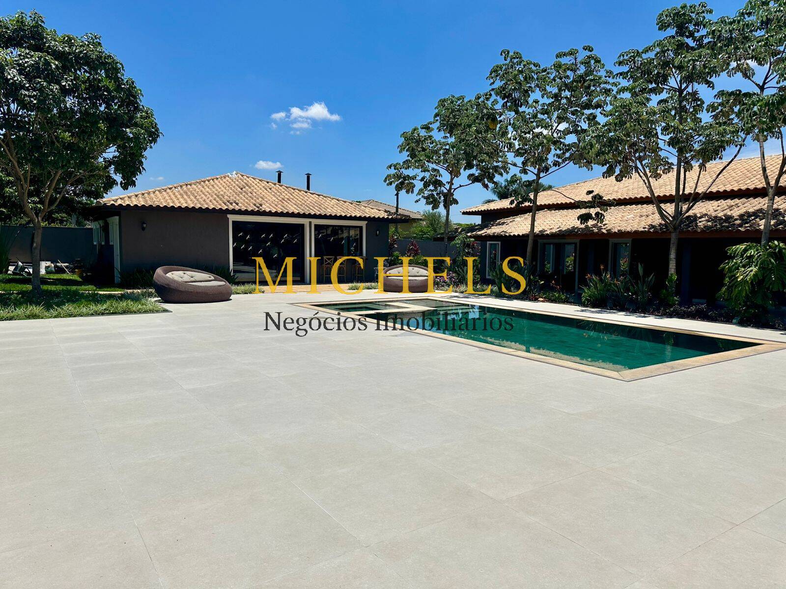 Sítio, 10 quartos, 1 hectares - Foto 3