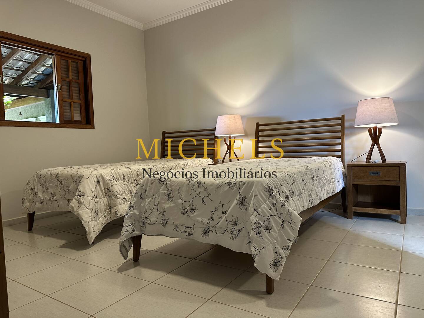 Sítio, 10 quartos, 1 hectares - Foto 33