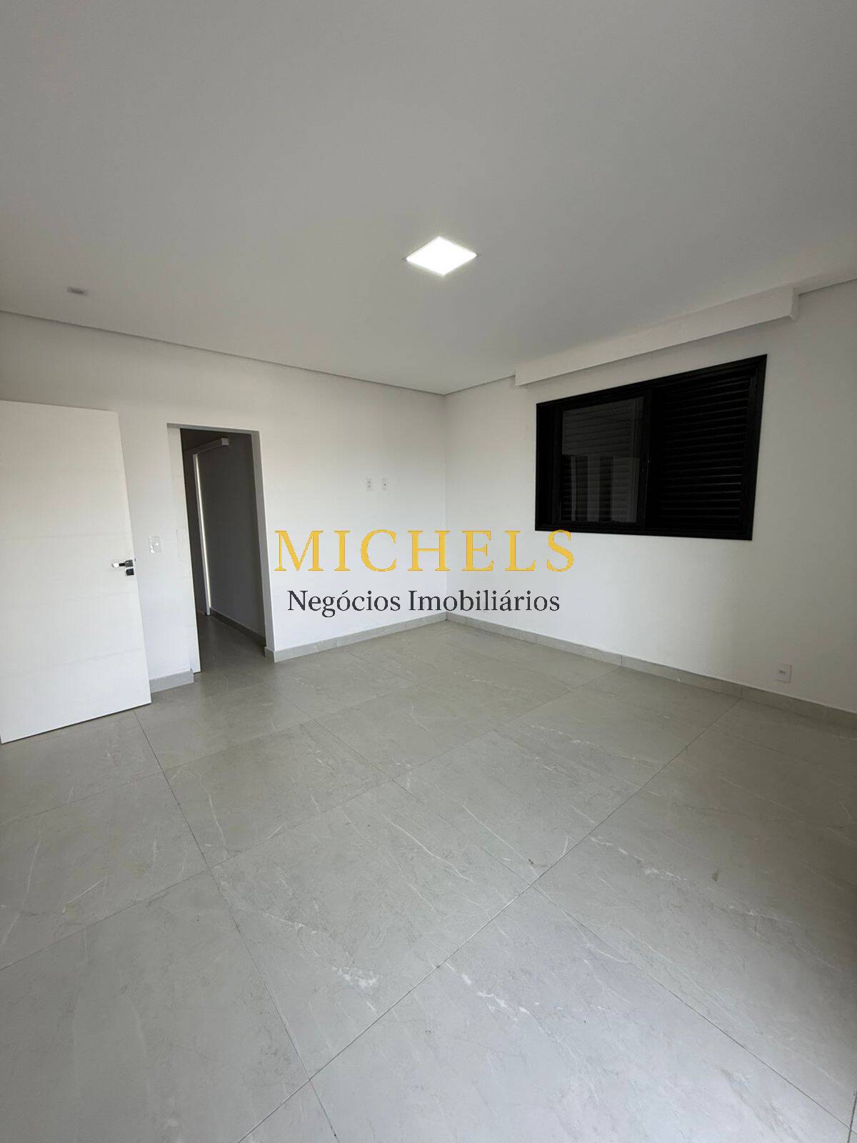 Casa, 3 quartos, 328 m² - Foto 31