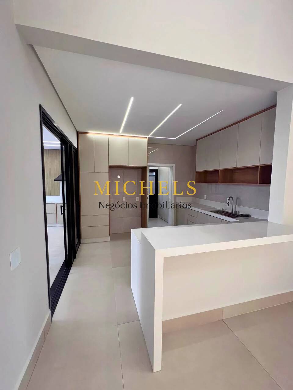 Casa, 3 quartos, 189 m² - Foto 4