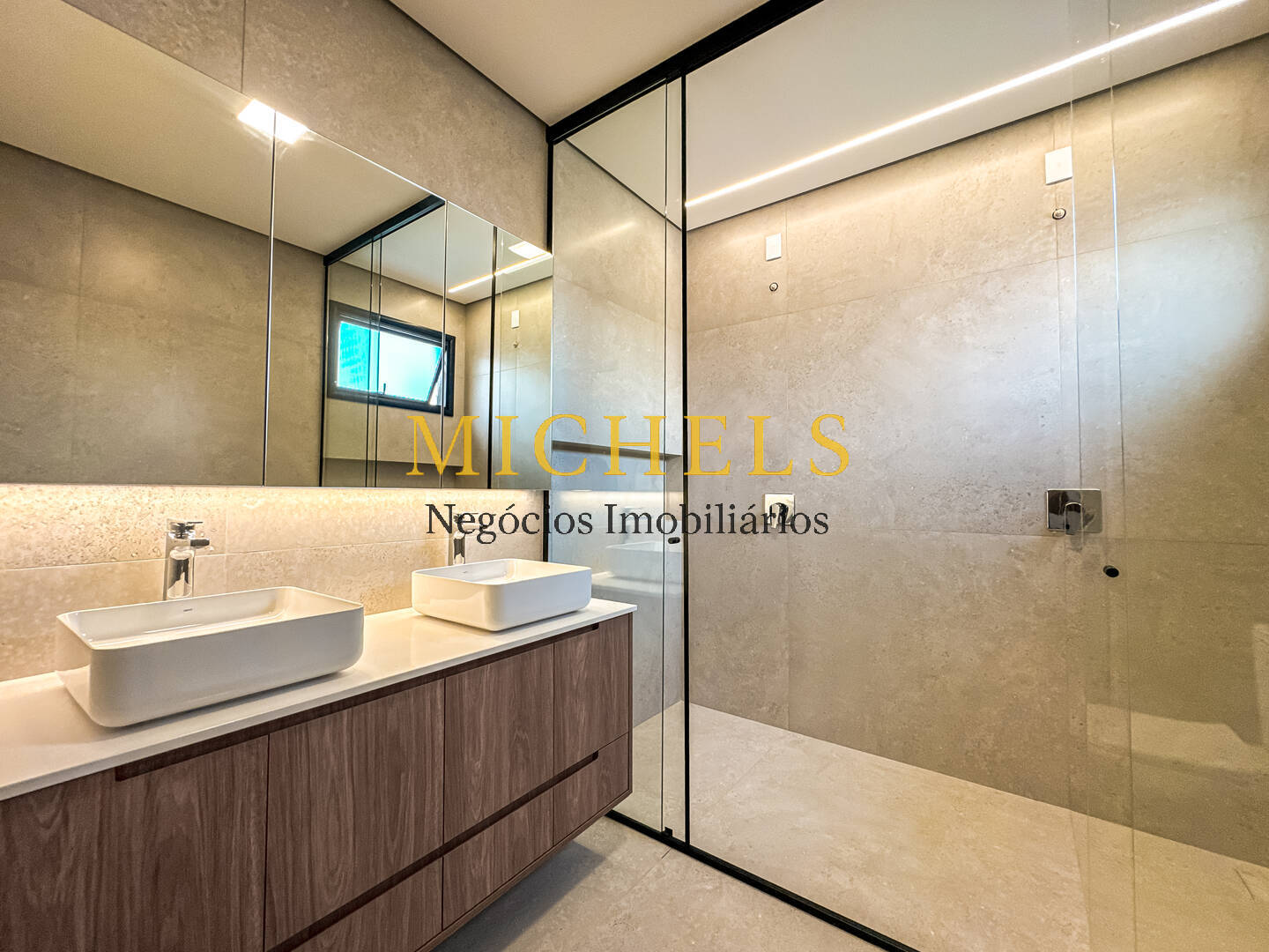 Casa, 3 quartos, 205 m² - Foto 30