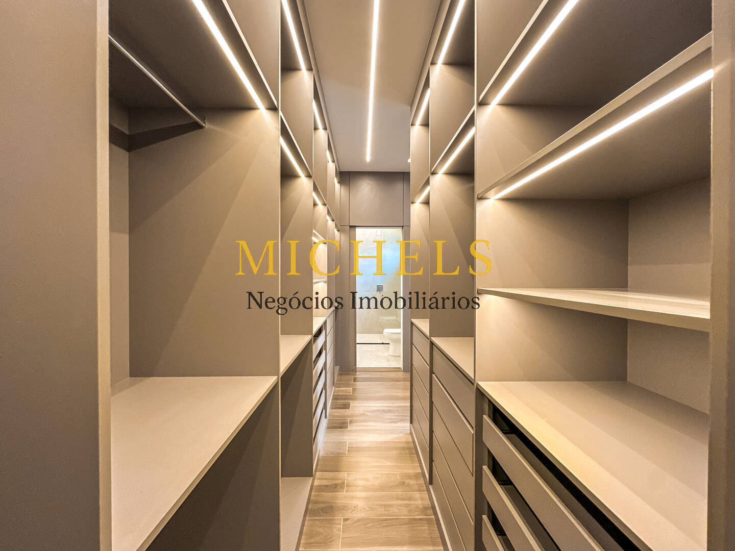 Casa, 3 quartos, 205 m² - Foto 24