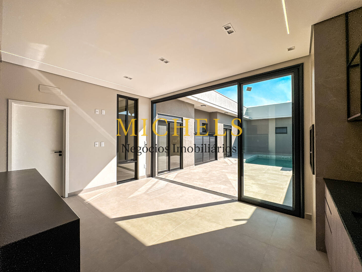 Casa, 3 quartos, 205 m² - Foto 53