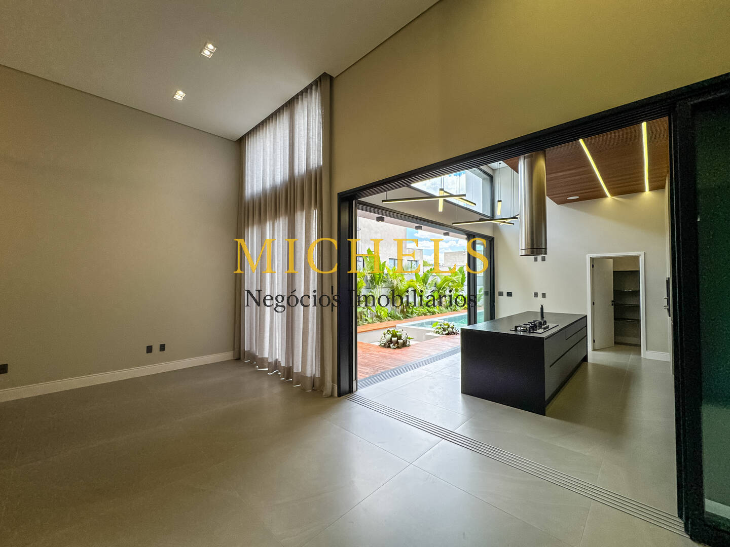 Casa, 3 quartos, 267 m² - Foto 11