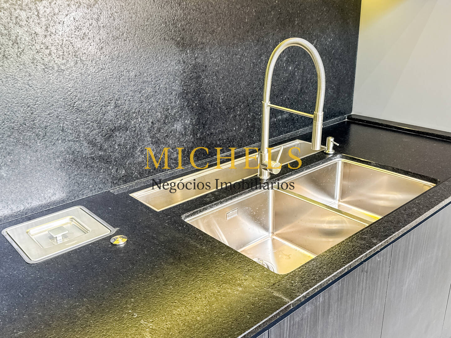 Casa, 3 quartos, 267 m² - Foto 36