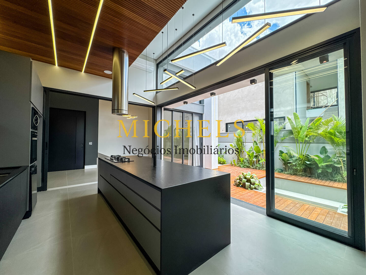 Casa, 3 quartos, 267 m² - Foto 37