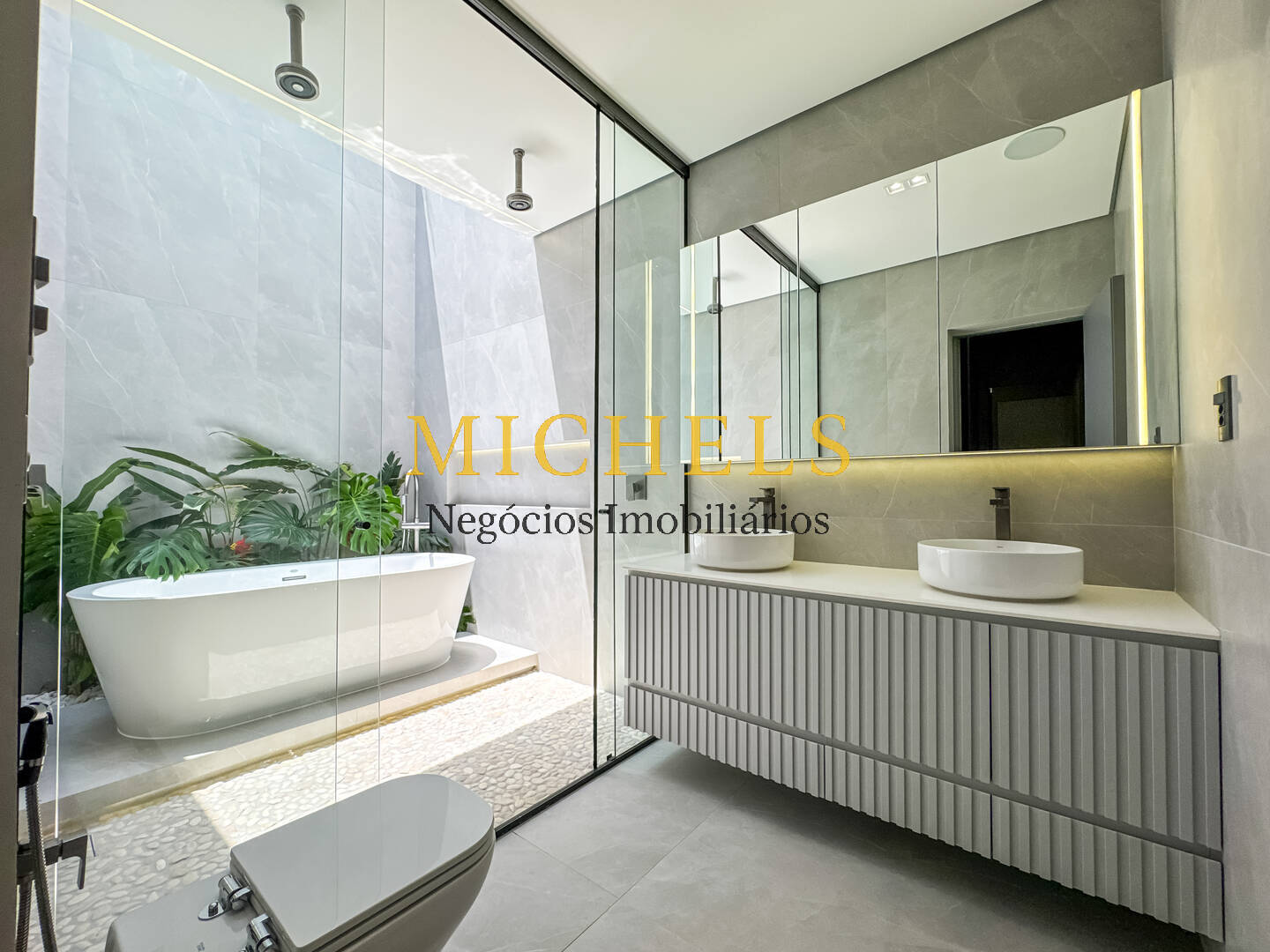 Casa, 3 quartos, 267 m² - Foto 57