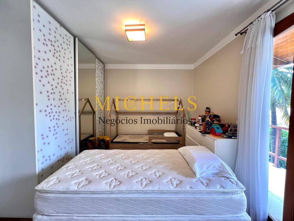 Casa, 3 quartos, 337 m² - Foto 40