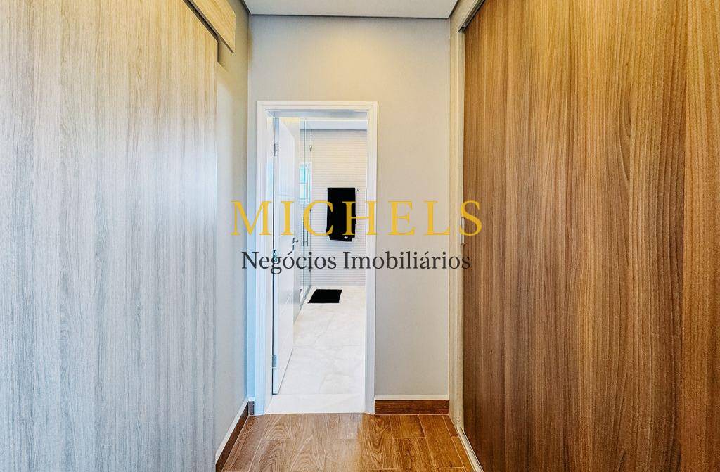 Casa, 4 quartos, 330 m² - Foto 17