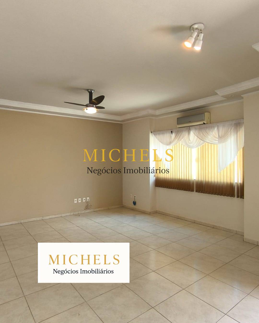 Casa, 3 quartos, 219 m² - Foto 3