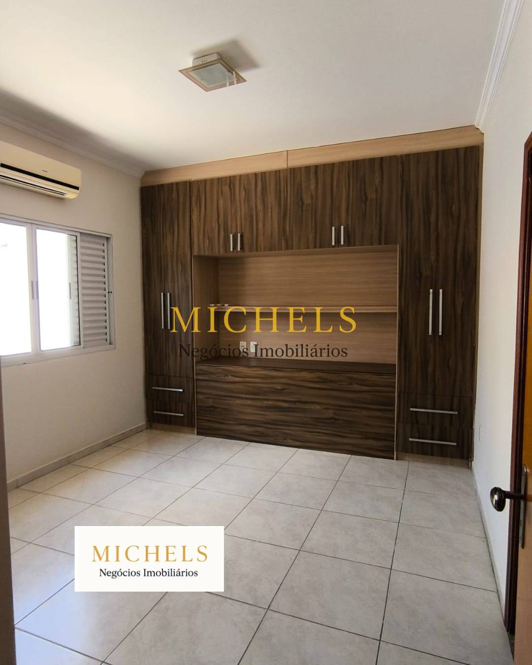 Casa, 3 quartos, 219 m² - Foto 15