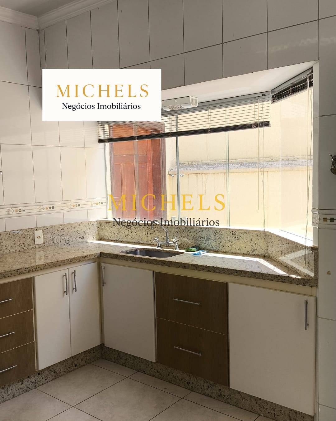 Casa, 3 quartos, 219 m² - Foto 5