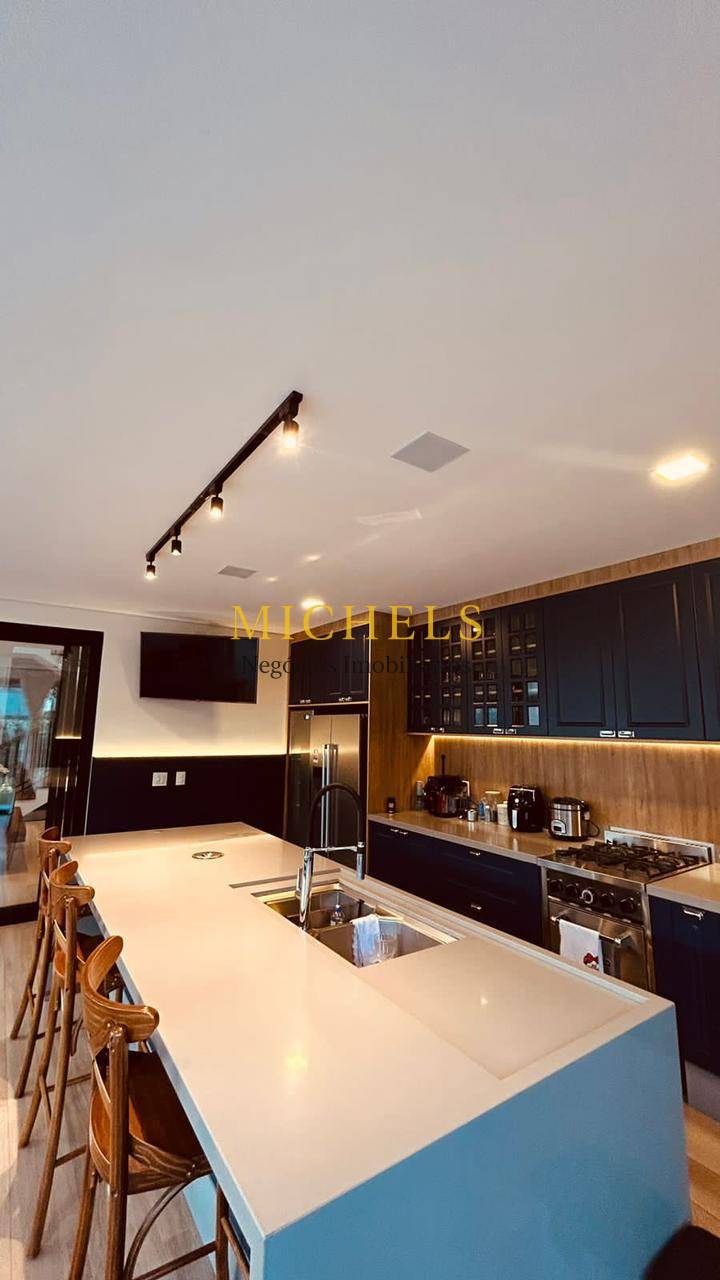 Casa, 3 quartos, 326 m² - Foto 19