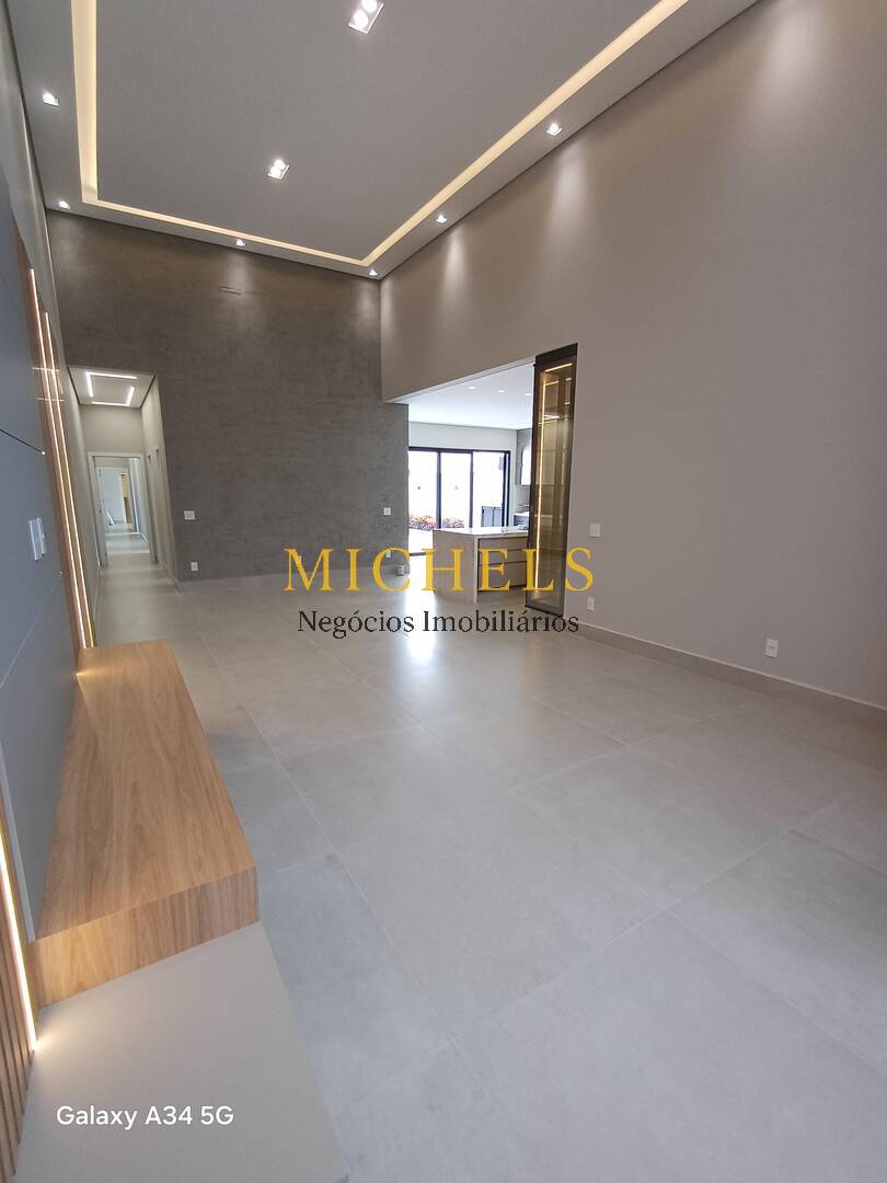 Casa, 3 quartos, 235 m² - Foto 3