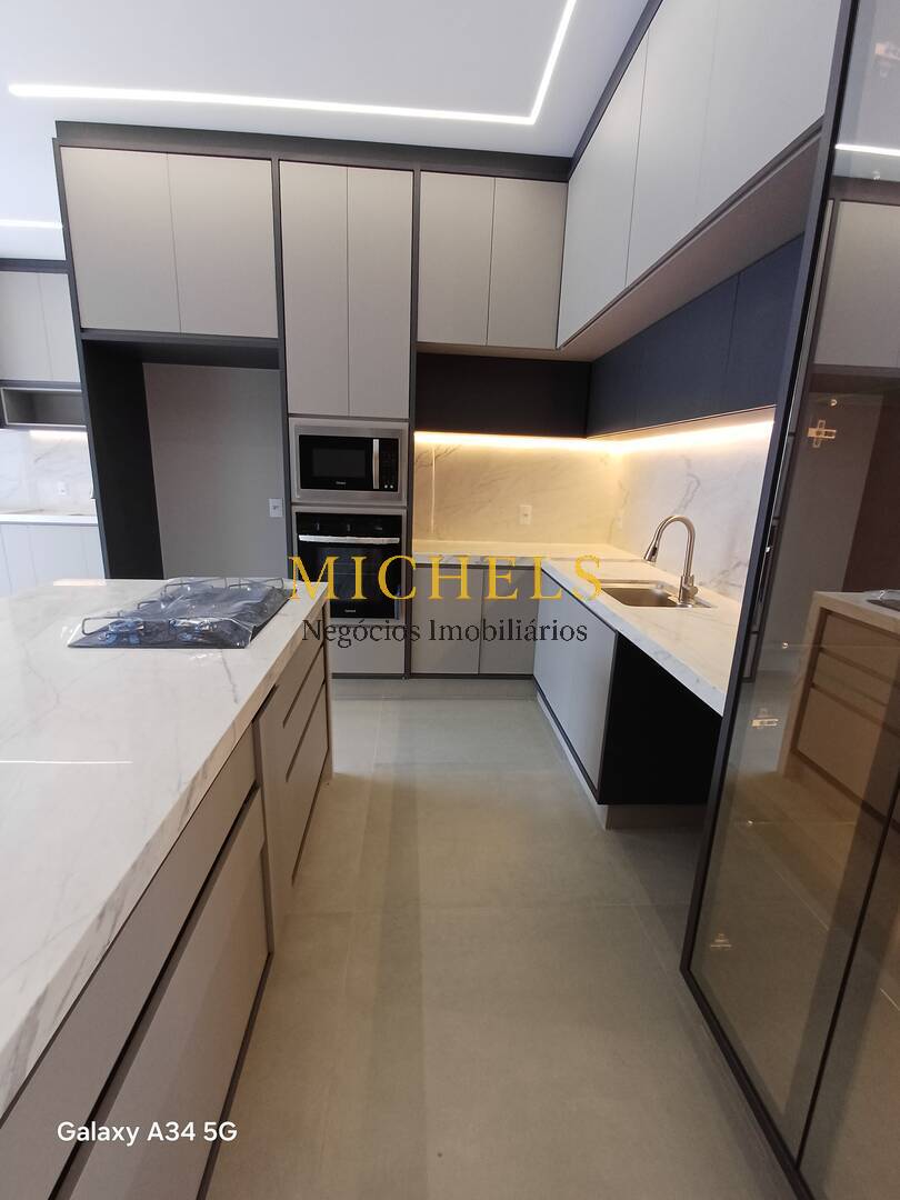 Casa, 3 quartos, 235 m² - Foto 12