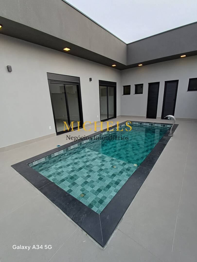 Casa, 3 quartos, 235 m² - Foto 17