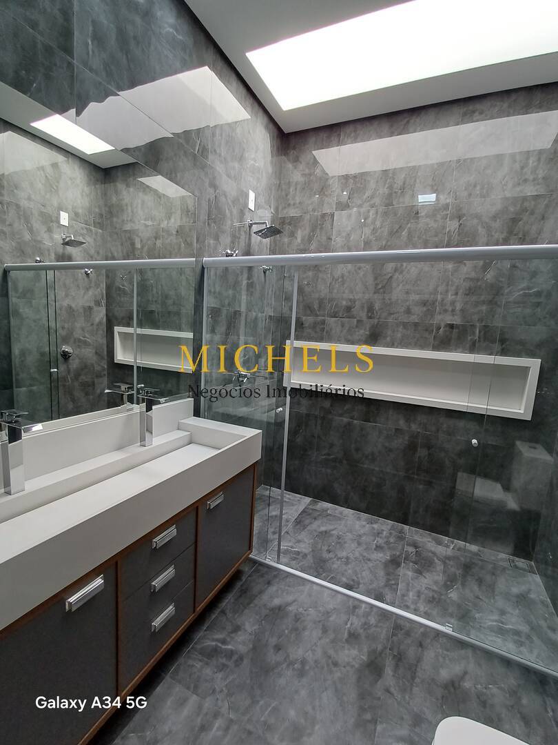 Casa, 3 quartos, 195 m² - Foto 10