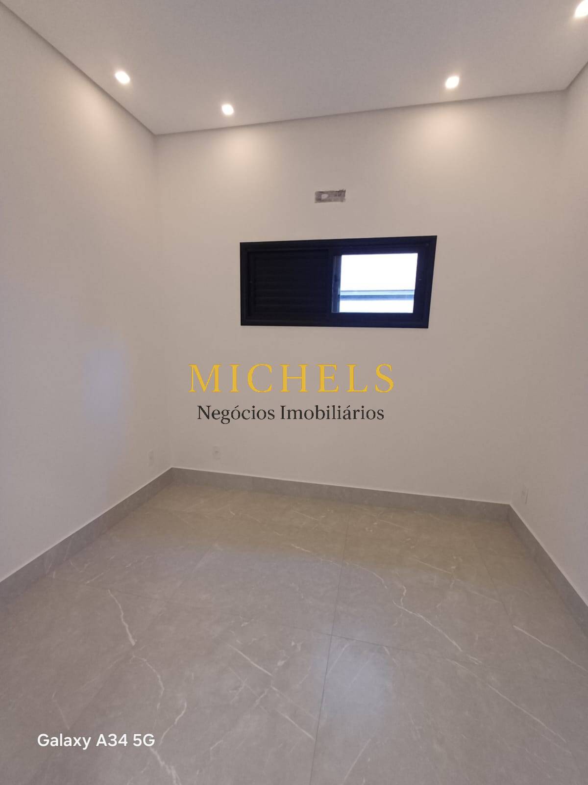 Casa, 3 quartos, 217 m² - Foto 9