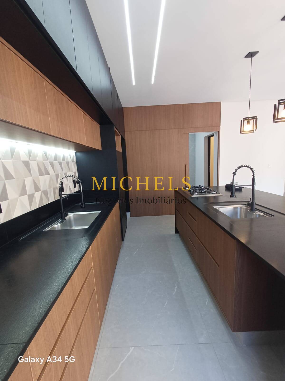 Casa, 3 quartos, 217 m² - Foto 20