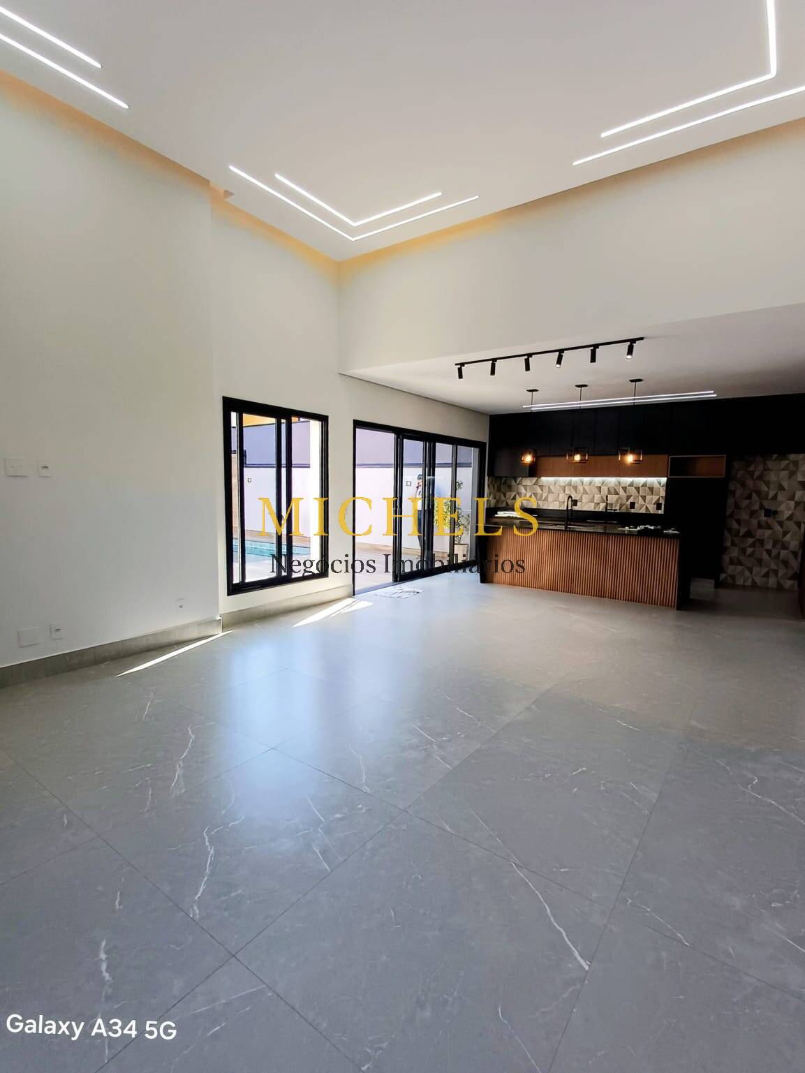 Casa, 3 quartos, 217 m² - Foto 18