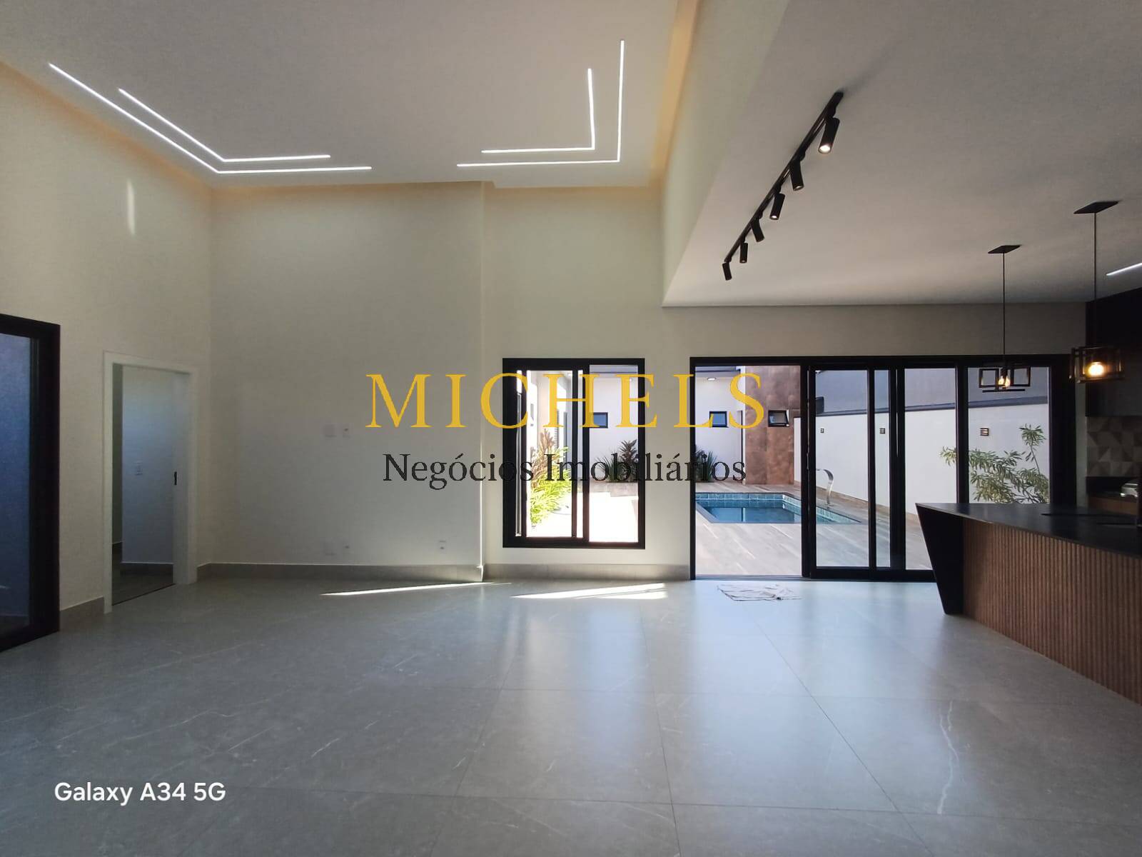 Casa, 3 quartos, 217 m² - Foto 14